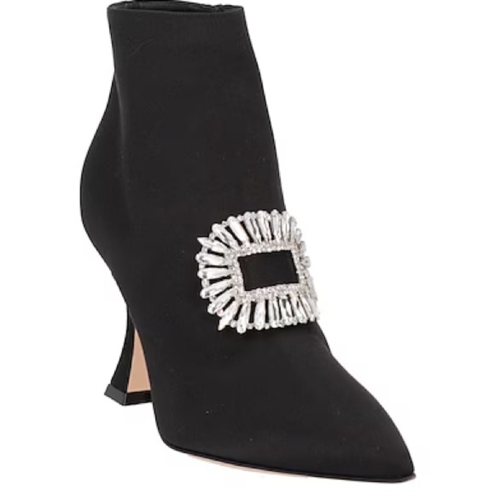 New Size 38.5 Manolo Blahnik Cantita Satin Black Ankle
Boots